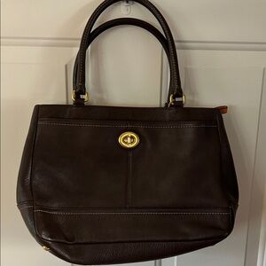 Elegant Brown Leather Handbag